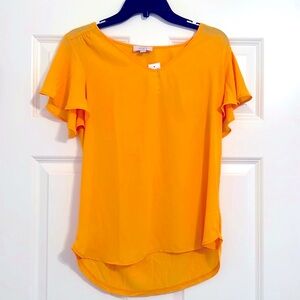 NWT Loft Outlet Yellow Mixed Material Short Sleeve Top. Sz XS